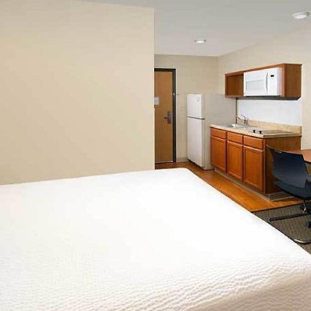 Woodspring Suites Allentown Bagian luar foto