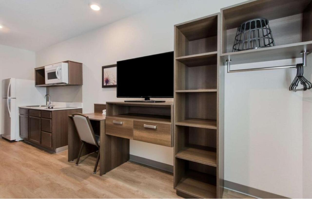 Woodspring Suites Allentown Bagian luar foto