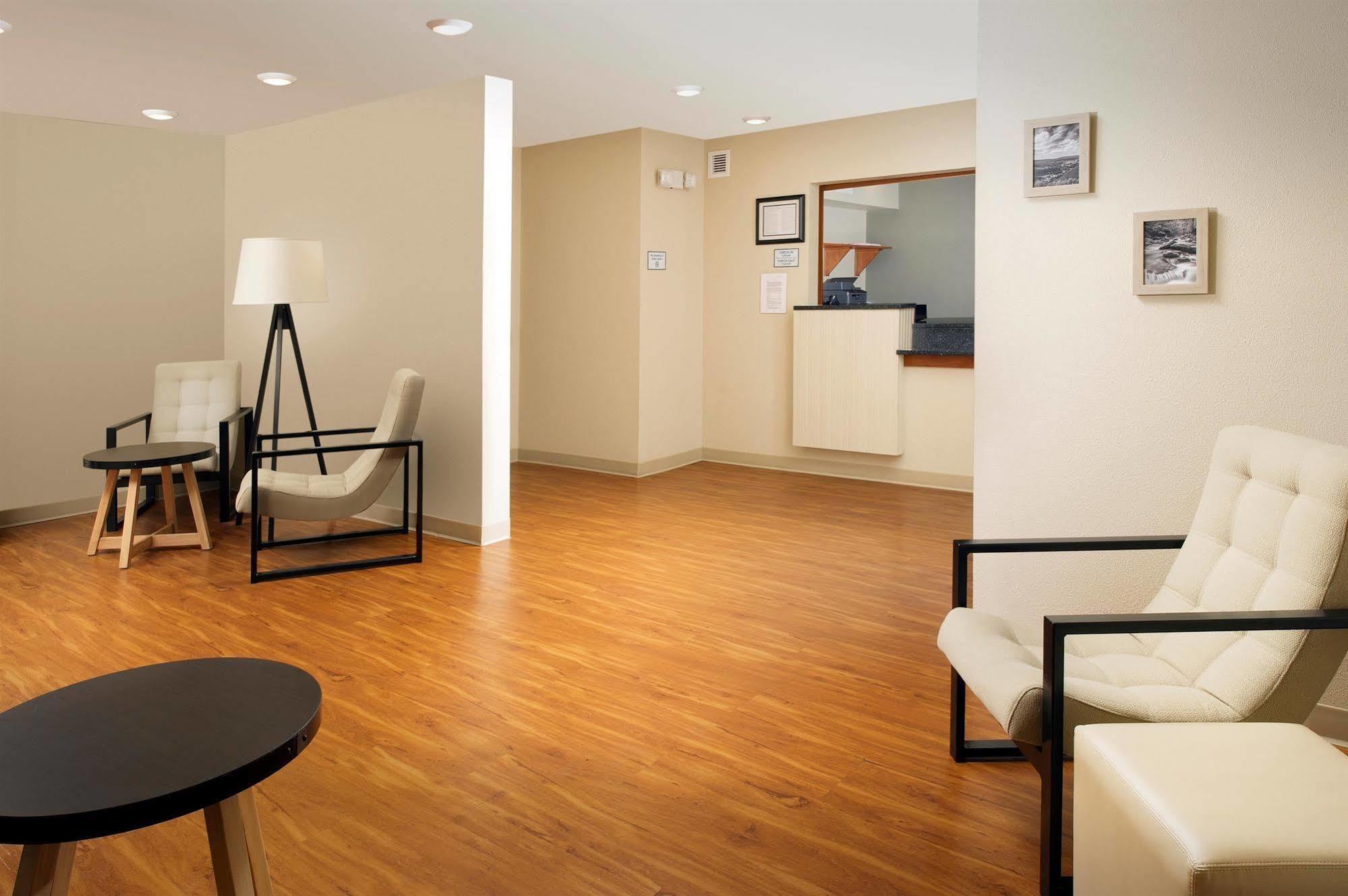 Woodspring Suites Allentown Bagian luar foto