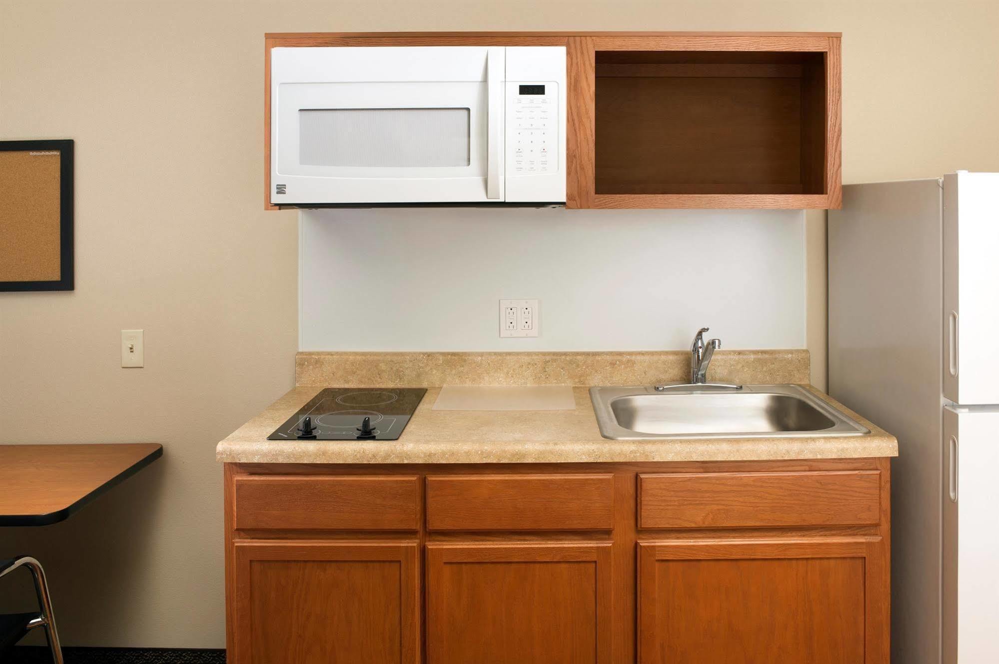 Woodspring Suites Allentown Bagian luar foto